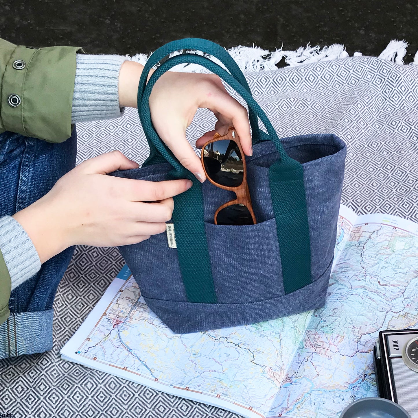 Baby Market Tote</br><i><small>(Cobalt/Ocean)</i></small>